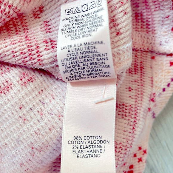 NWOT Victoria’s Secret Thermal Top - Picture 4 of 5